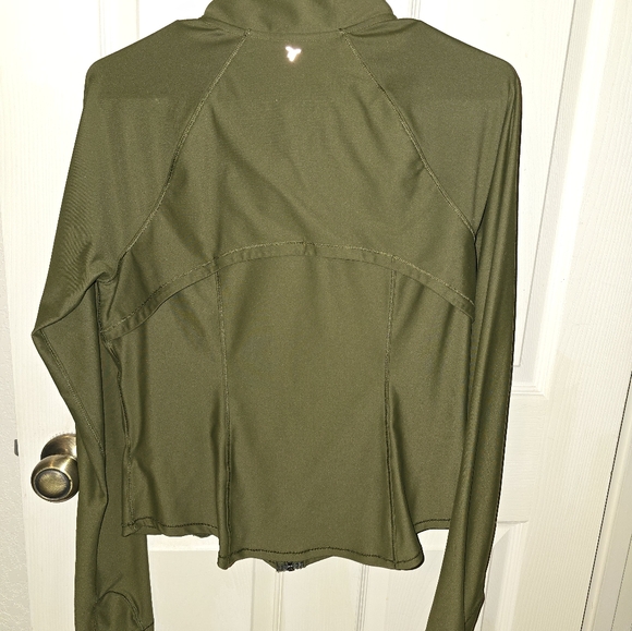 Old Navy Active PowerSoft Full Zip Jackets EUC, size L - Picture 6 of 7